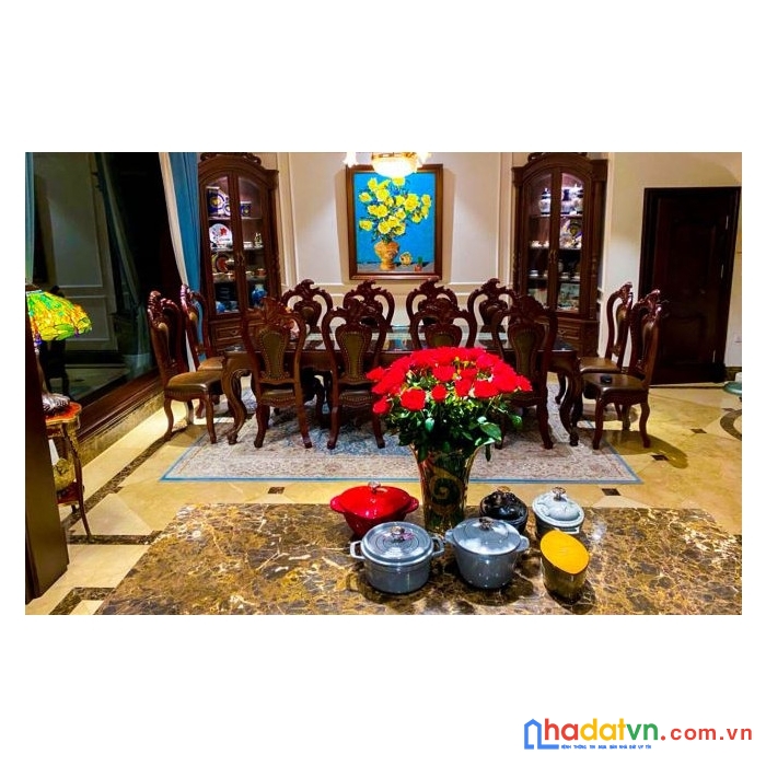 Bán biệt thự gamuda gardens khu vip hoàng mai sân vườn nội thất xịn gara 120m2 giá 22 tỷ.