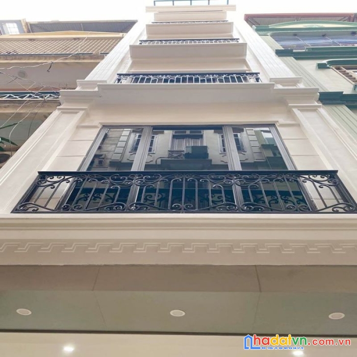 Bán nhà 5t ngọc thụy.cách mipec, cầu long biên chỉ 10 phút.nhỉnh 3 tỉ