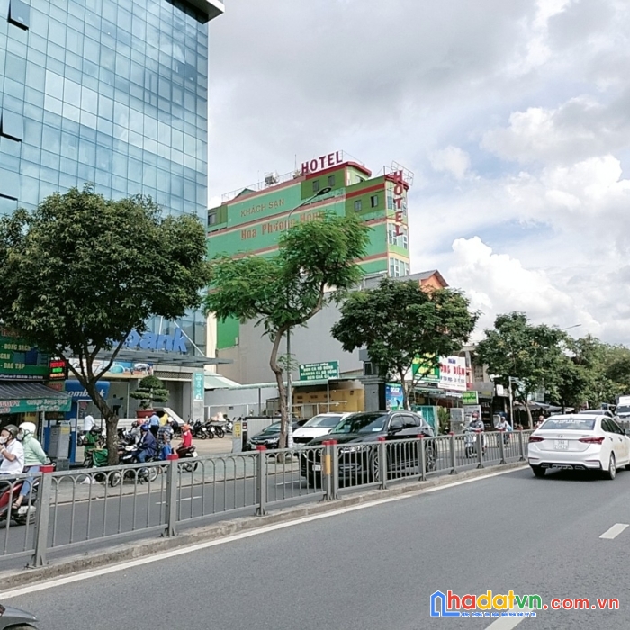 Nhà hiếm nguyễn oanh, 112m2(4.5x25), 4 tầng đẹp, hxt thông, sát chợ căn cứ, 14.2 tỷ.