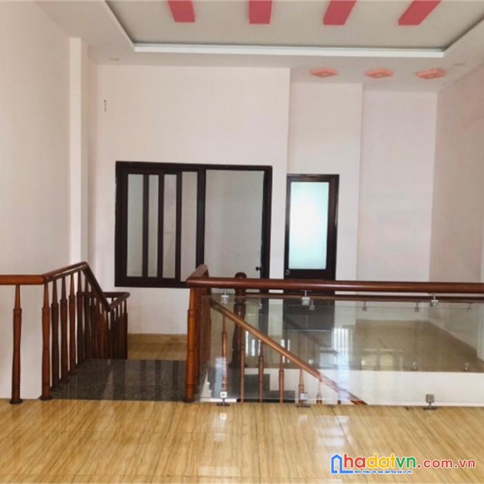 Nhà đep ở ngay. 3 bước lên ô tô đường hải phòng nhỉnh 3 tỷ tlcc
