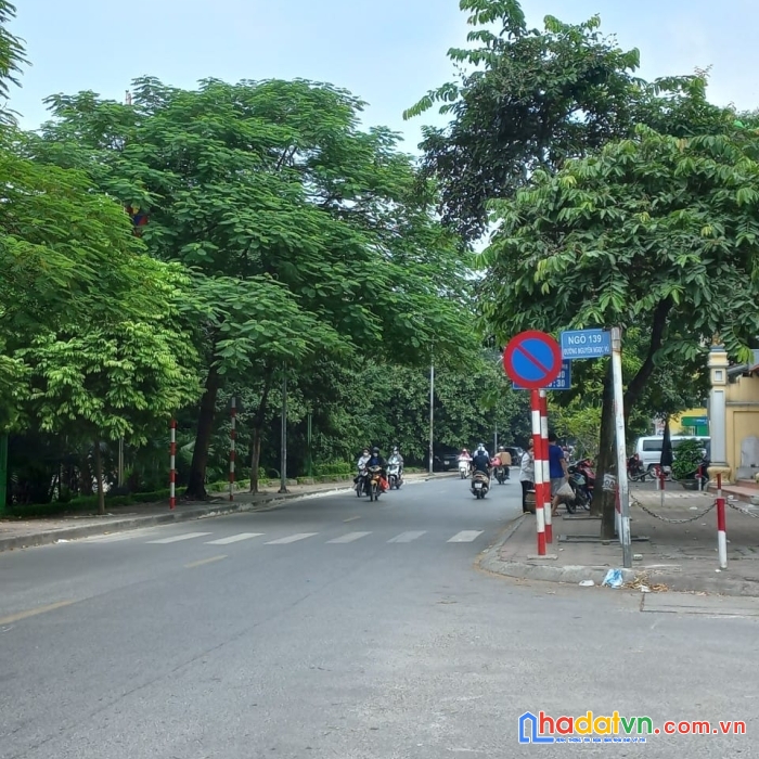 Bán mảnh đất 120m2 nguyễn ngọc vũ  xây ccmini 0909858789