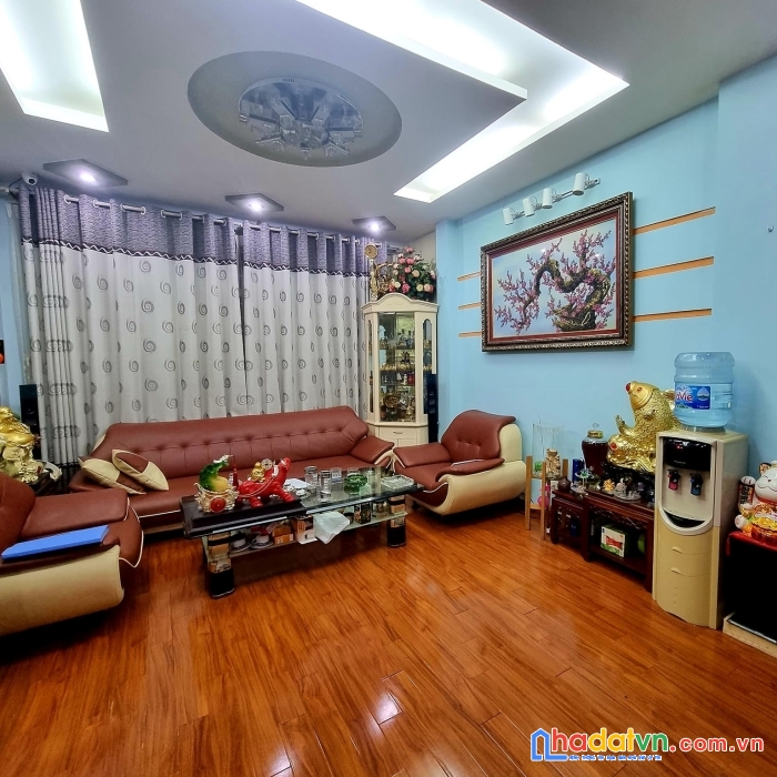 Cực hiếm, mai anh tuấn, đống đa, nhà đẹp, gần phố, dân trí cao, 52m2x5t, chỉ 6.49t