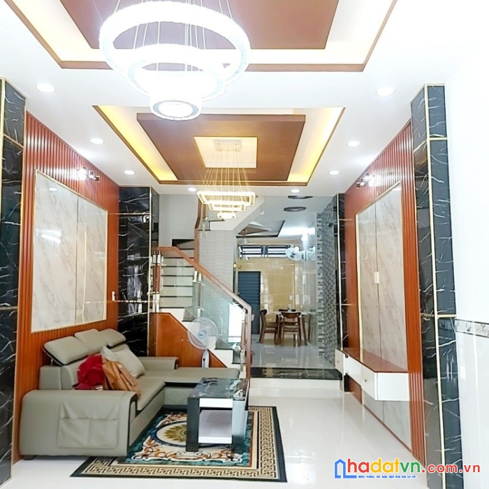 Lê lợi f4 gò vấp 40m2 khu cao tầng ô tô đổ cửa chỉ 4 tỷ 95