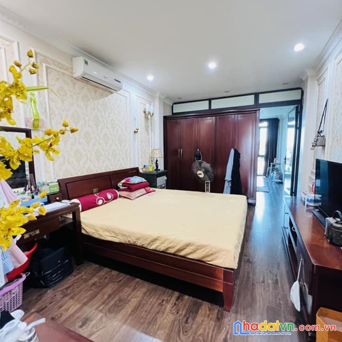 Bán nhà chung cư thái thịnh 73m 3 ngủ chỉ 1.4 tỷ