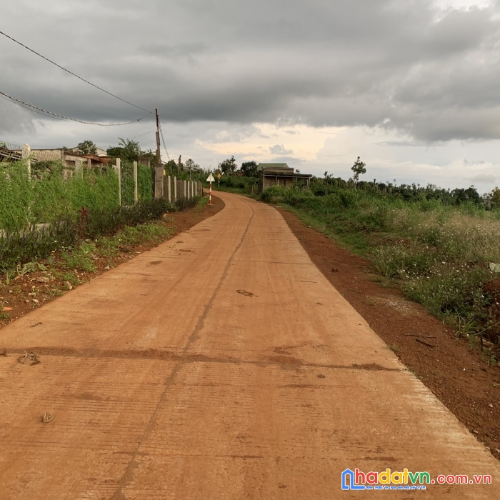 Kẹt tiền cần ra nhanh lô đất nền giá ngộp