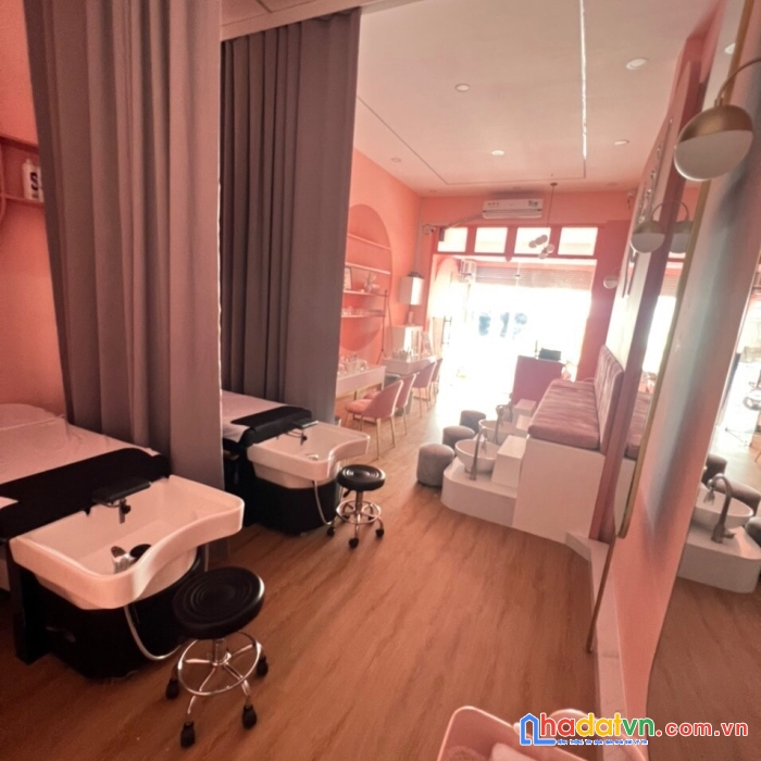 Bán nhà mặt tiền mai văn vĩnh quận 7 ngang 4 dài 20