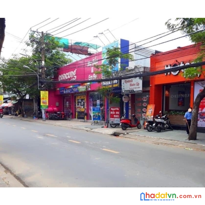 Bán nhà mặt tiền 3 tầng dương quảng hàm, 125m2, ngang 5m, vào ở ngay, nt xịn, 14.5 tỷ.