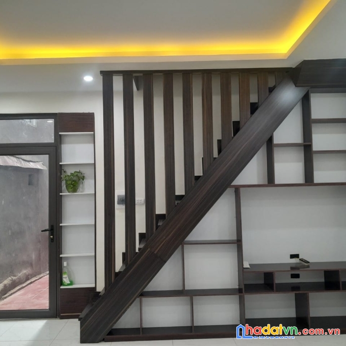 Trung tâm hà trì hà đông ngõ thông ô tô đỗ cổng vài bước ra phố hà trì  42m 2,5t mt4.5m 2.65 tỷ