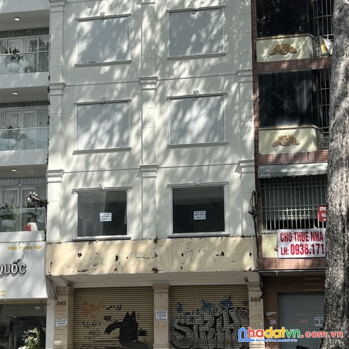 Cho thuê nhà mt 242 trần hưng đạo, q1, 8x19m, trệt 4 lầu