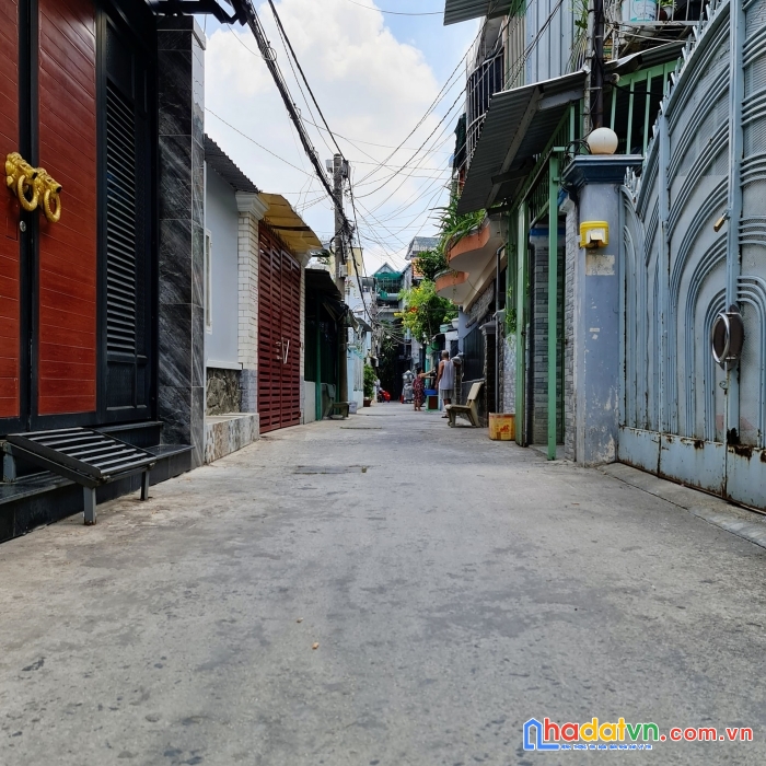 Quá tốt  thổ cư .79m2 – bùi minh trực ,f6,q8 chỉ 5.1 tỷ. xe 16 chổ đổ trong nhà