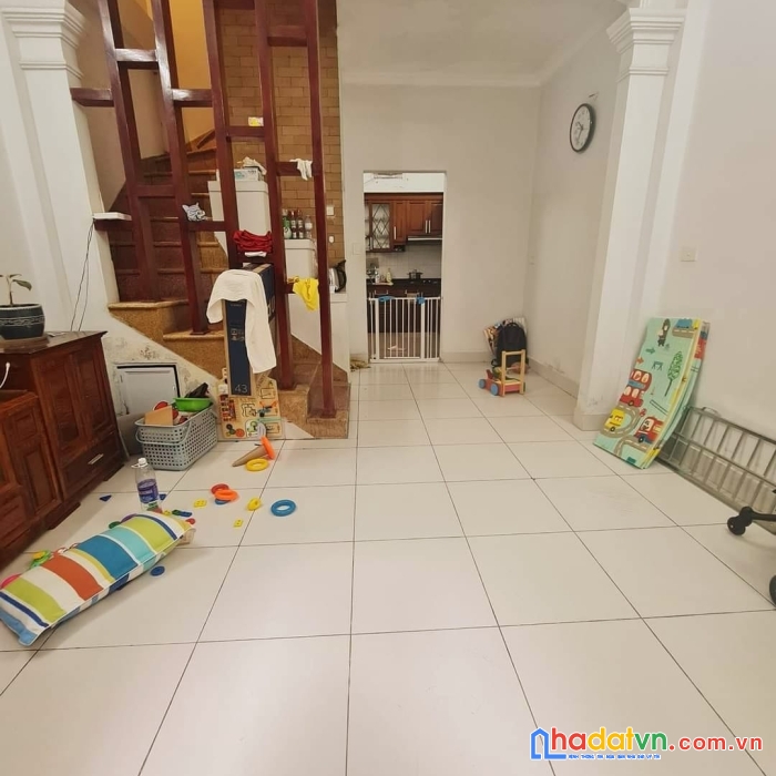 Bán nhà phương mai - ô tô đỗ cửa - 35m2 x 4t - 4.25 tỷ ( thương lượng )