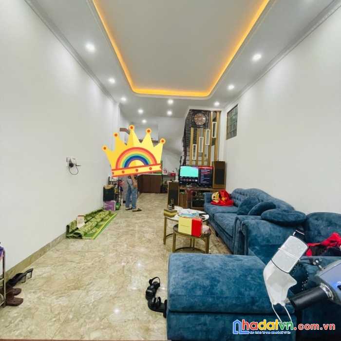 Nhà bằng liệt 35m2 x5 tầng,mt4m,ngõ nông,oto,rộng,ở thoáng, giá 3.35 tỷ