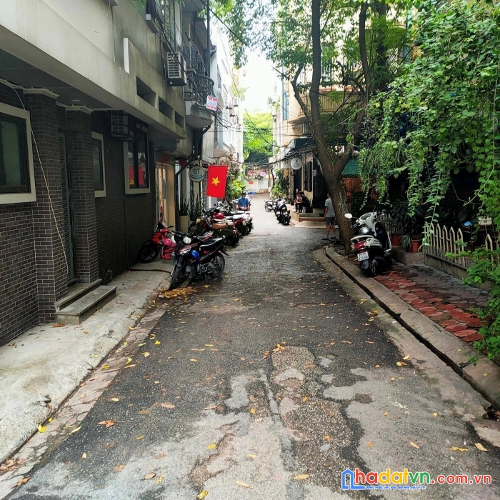 Nguyễn chí thanh,vỉa hè,kinh doanh,oto vào nhà,ở luôn,sổ đẹp 39m chỉ 7,5 tỷ