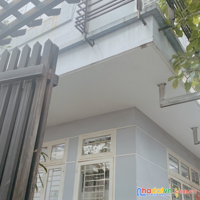 3 tầng - 92m2(5x18.5) - đường 339 - phước long b - nhỉnh 6 tỷ