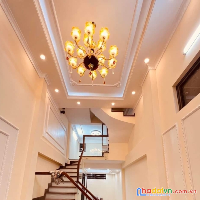 Bán nhà quận đống đa ,36m2 x 5 giá nhỉnh 5tỷ.