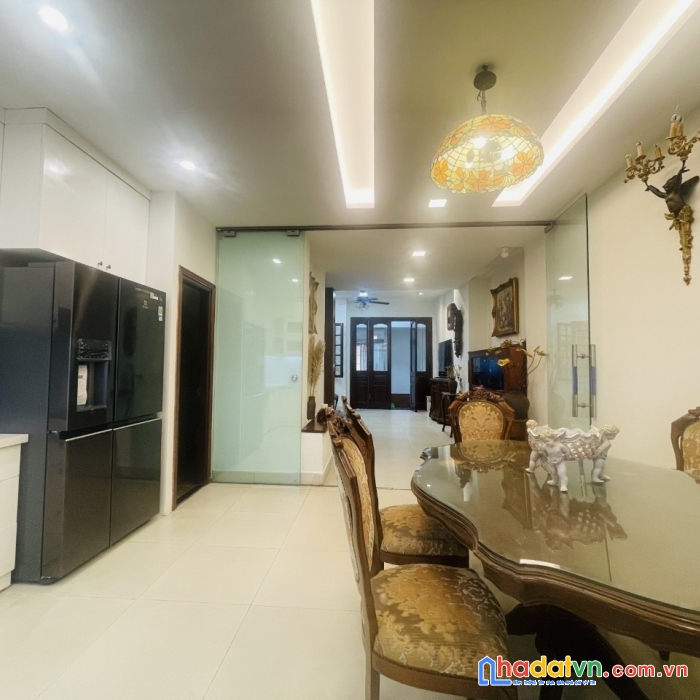 Bán nhà riêng phân lô, ô tô thông, 2 thoáng như biệt thự vip ba đình, 100m2x5t, mt5.4m chỉ 17.5 tỷ.