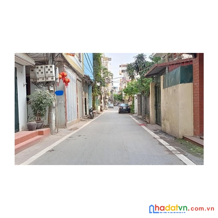 Bán mảnh đất q.tây hồ, dt: 175m2, mt: 11m, lô góc, ô tô 16 chỗ phi, giá: 20.x tỷ