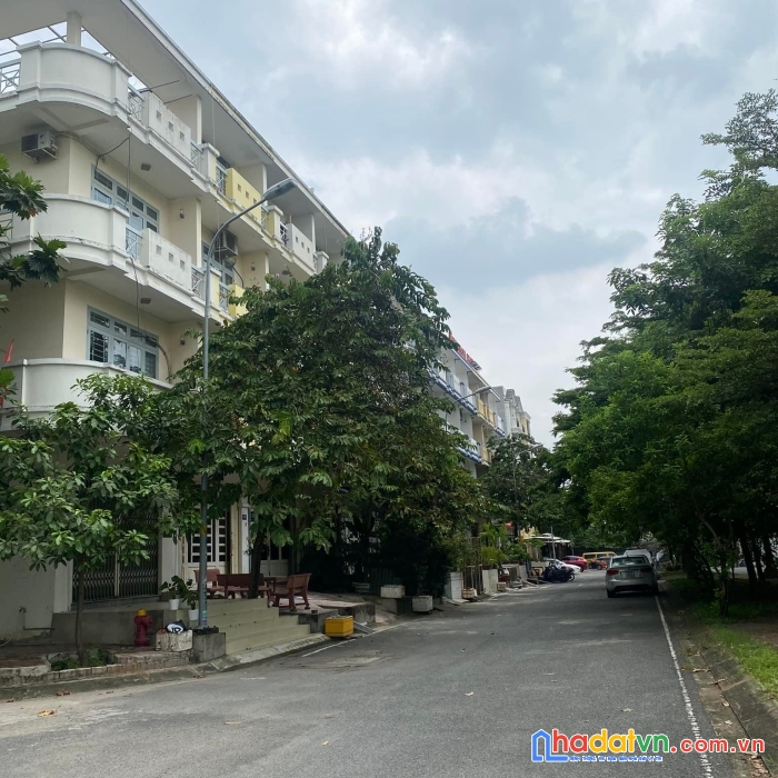 Bán nhà hẻm xe hơi phạm văn đồng, mặt tiền đường 22m, trung tâm linh đông 65m2 giá 10.5 tỷ