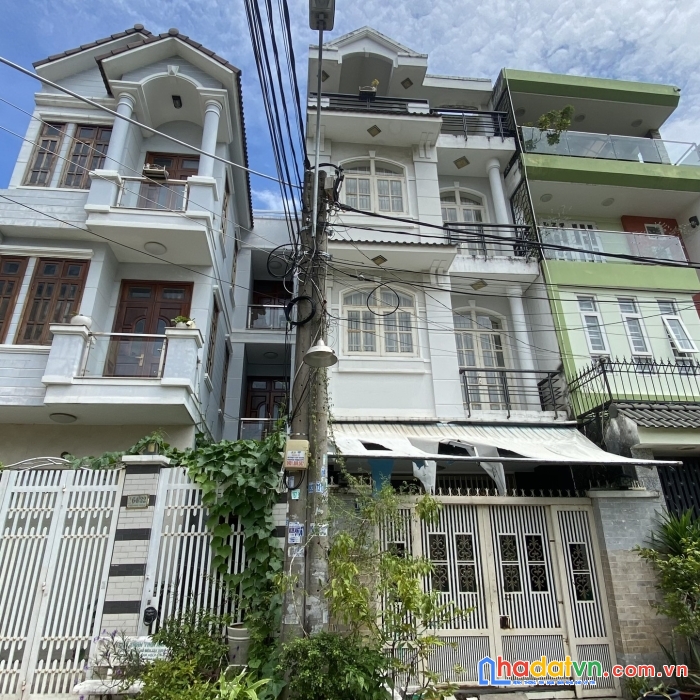 16 tỷ - nhà ngang 6 dài 18 - view công viên, ngay chợ tân mỹ - cách lotte chỉ 5 phút