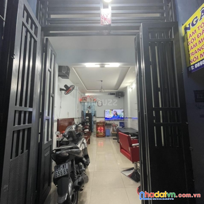 Nhà hẻm xe hơi, đường 18b, p bình hưng hòa a, bình tân.  3 x 11. nở hậu 2 tầng . giá 3 tỷ.