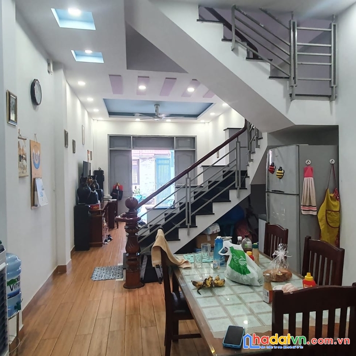 Bán nhà 3 tầng, hẻm xe hơi, đường số 39,  trung tâm phường linh đông, 80m2 gia 7.5 tỷ.