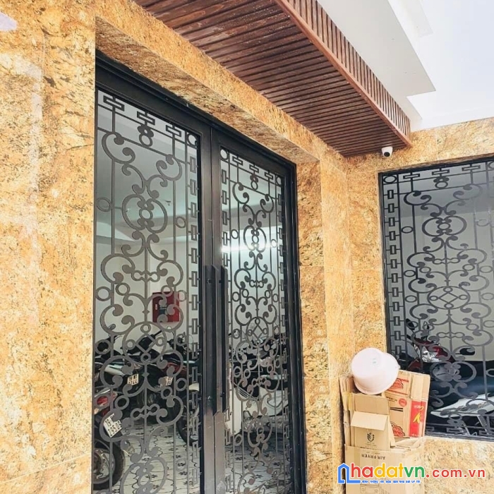 Bán nhà trần quốc vượng- cầu giấy- 15 phòng khép kín đầy đủ đồ- thang máy- 600 triệu/năm