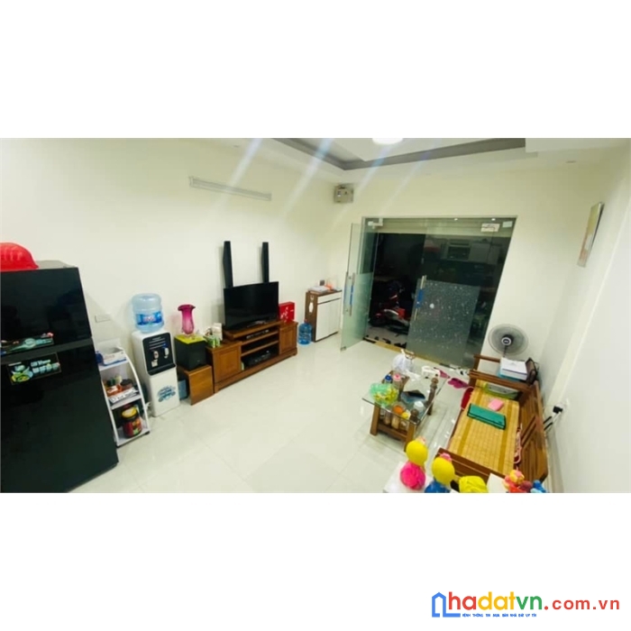 Nhà đẹp trần thái tông mới đẹp, gần mặt phố 36m2 x 6 tầng chỉ 5,6 tỷ