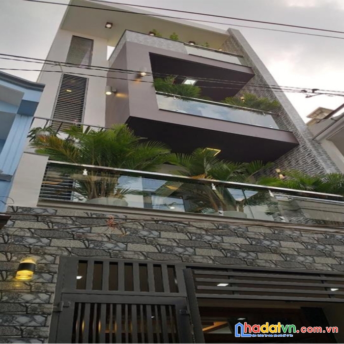 [bán nhà quận 6] mặt tiền phạm văn chí - 4.4m x 18m - 3 tầng 