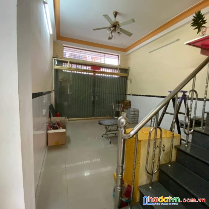 Tt q11, nhà 2mặt hẻm thông thoáng, gần vòng xoay âu cơ, lê đại hành, 3tháng2, sổ vuông vức, nhà