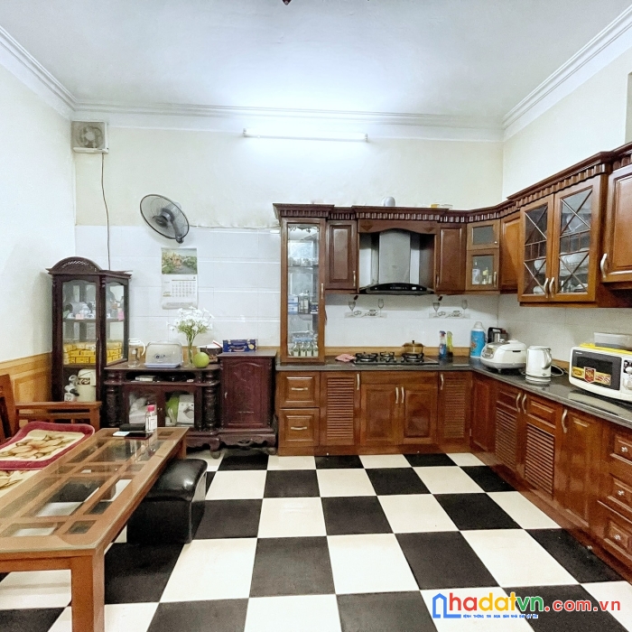 Chủ nhà cần bán nhà phố tân mai: 36m2*5 tầng, 4 ngủ, mt 4,1m, an sinh tốt.