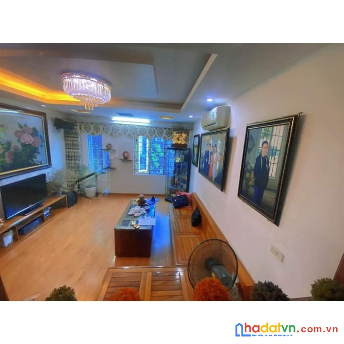 Bán nhà phố tân mai: 40m2, 5 tầng, 4 ngủ, mt 3.8m, 3.5 tỷ, ngõ 3 gác rộng 3.5m, cách phố 25m