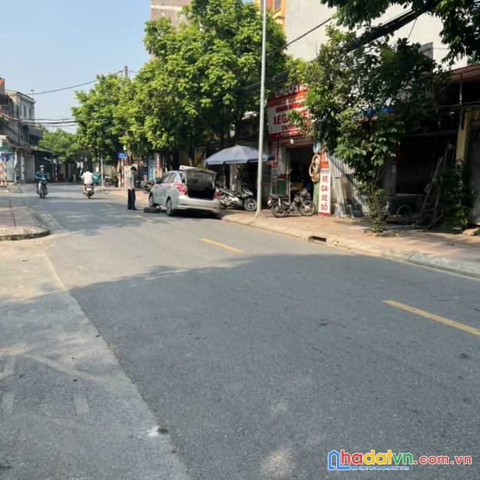 Quá đẹp ! ngọc thụy, long biên, 44m, mt 3,5m, đường 5m, ô tô tránh, vào nhà, 4 tỷ