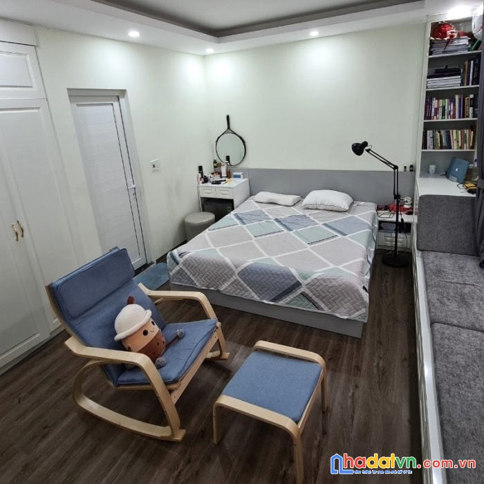 Bán nhà phố tạ quang bửu: 43m2, 5 tầng, 4 ngủ, mt 4m, ngõ ô tô tránh, 3.9 tỷ