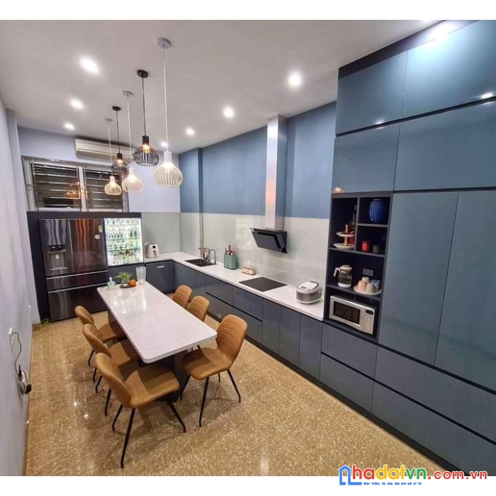 Bán nhà gần liền kề văn phú hà đông dt 40m xây 4 tầng,đường rộng,nhà  
thoáng trước sau giá  chỉ