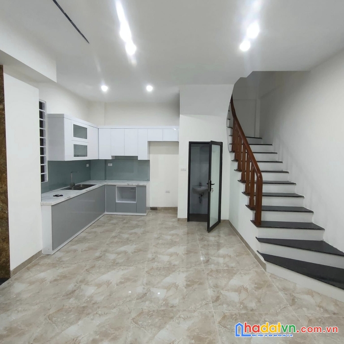 Hoa hậu phố khương trung, 34m, 5 tầng, mặt tiền 6m, ô tô, kinh doanh, nhỉnh 5 tỷ lh0975124520