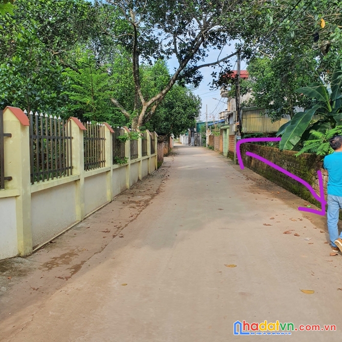 Cc bán 70m2 full thổ 5m tiền  bình yên thạch thất sát khu cnc hoà lạc.