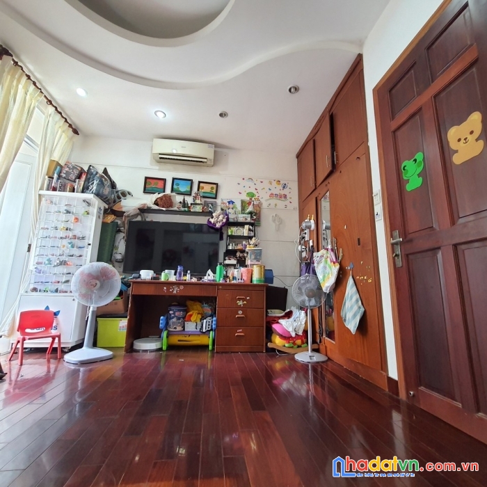 Sót lại những căn cuối cùng đường lê thị riêng, quận 1