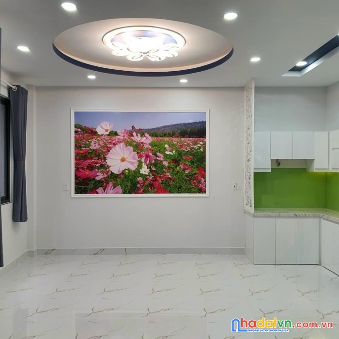 Nhà đẹp đẳng cấp - hxh - cách mt 1 căn nhà -  dân trí tốt.