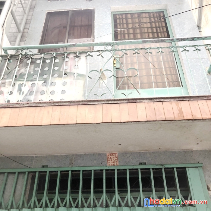 Nhà bán hẻm 125 nguyễn thị tần phường 2 quận 8 giá 1.98tỷ