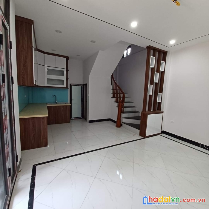 Liên mạc nhà đẹp lonh lanh sẵn sàng đón chủ mới,ô tô 30m,4 tầng nhỉnh 2 tỷ