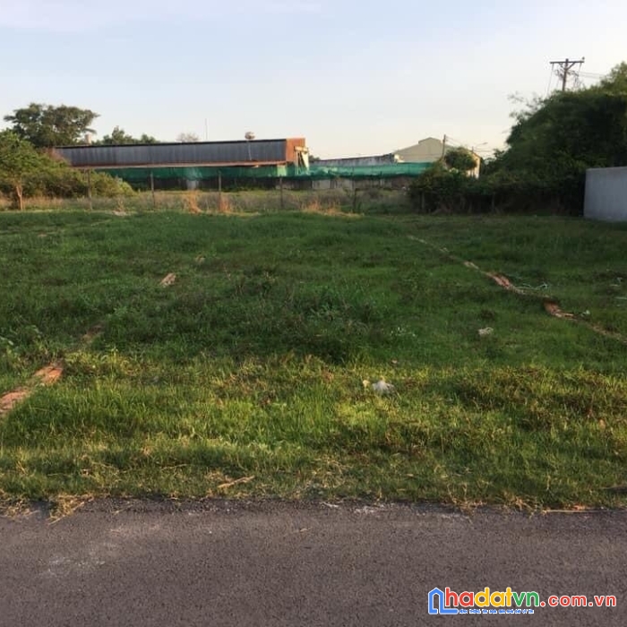 Cần bán gấp lô đất đẹp ngay kcn tây bắc củ chi. 800tr/102m2