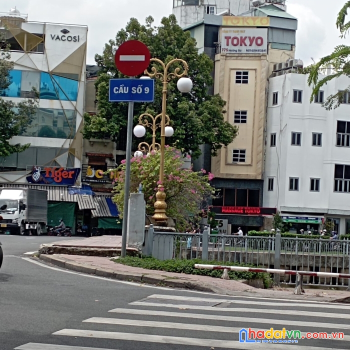 Nhà 14 tỷ chưa đầu tư ngang 5 dài 23 sát mặt tiền đường trung tâm p13 quận 3_lh thiện 0934003388