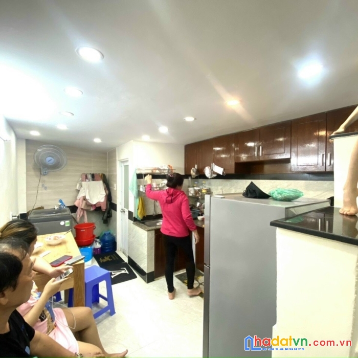 Hẻm 3.5m, đỗ tấn phong, 3 x 11m, 3 lầu, chỉ 3.7 tỷ, phú nhuận