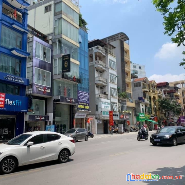 Bán nhà mặt phố bạch mai, nhà 6 tầng thang máy, kinh doanh sầm uất.