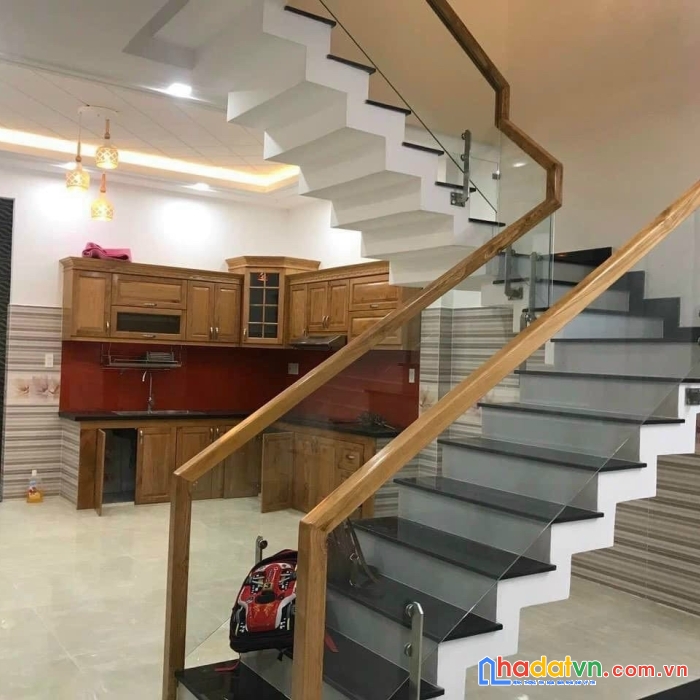 (bình thạnh) nhà phan văn trị, 5 x 15m, 3 pn, chỉ 9.8 tỷ bớt