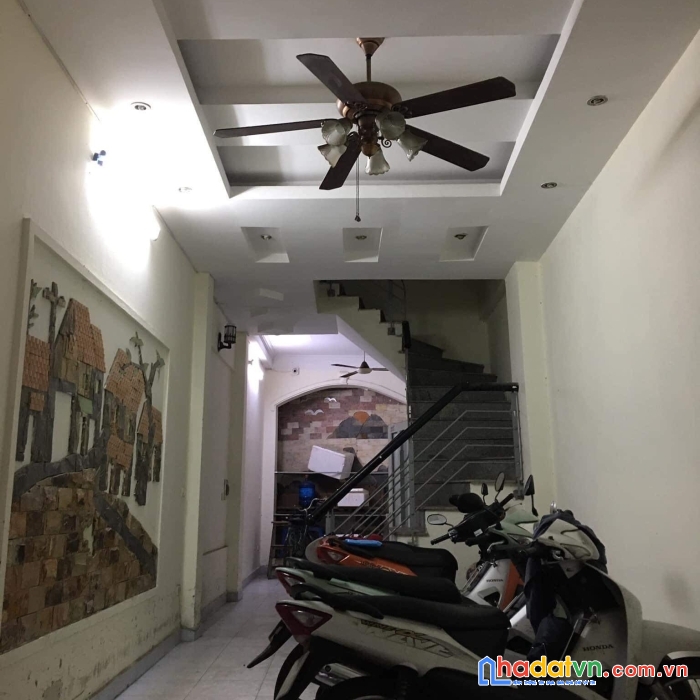 Chính chủ không qua chung gian cần bán nhanh căn nhà  5 tầng tại mỹ đình – từ liêm – hà nội