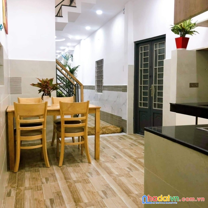 Chính chủ nhà mới vị trí cực đẹp, ngay nguyễn kiệm.