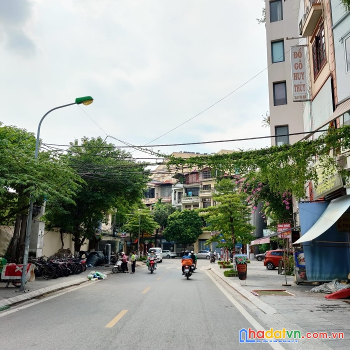 Bán nhà mặt phố quần ngưa ba đình ô tô đỗ thoải mái 86m, 5 tầng giá quá đẹp 21.5 tỷ-mặt tiền to đẹp