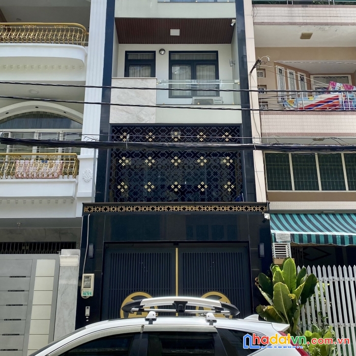 Nhà mới toanh thiết kế cực đẹp nội thất euro sặc mùi tiền