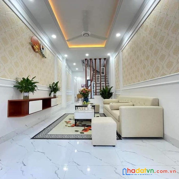 Bán nhà định công thượng, 32m x 5t giá 3,65 tỷ gần phố - full nội thất - gần trường 0928077333